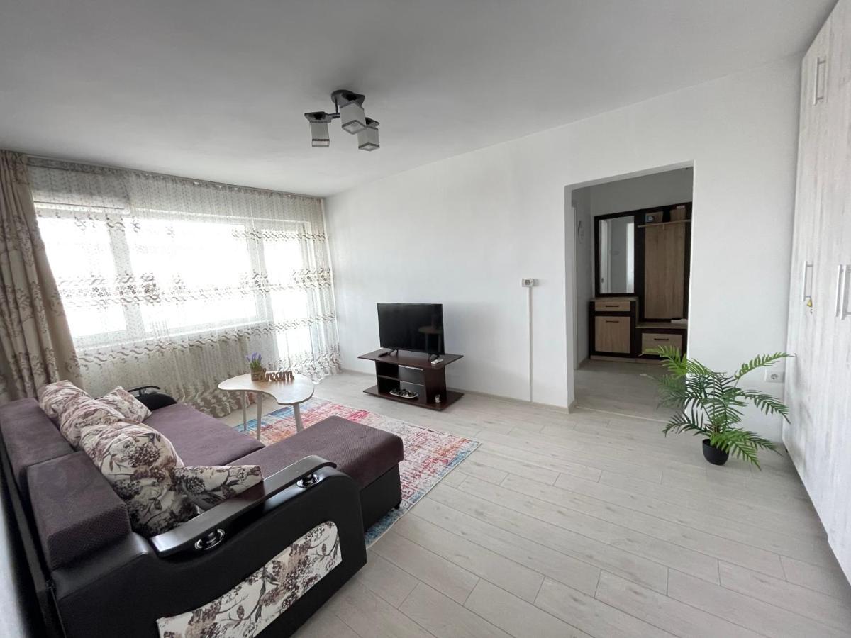 Elite Apartment Targoviste Eksteriør billede